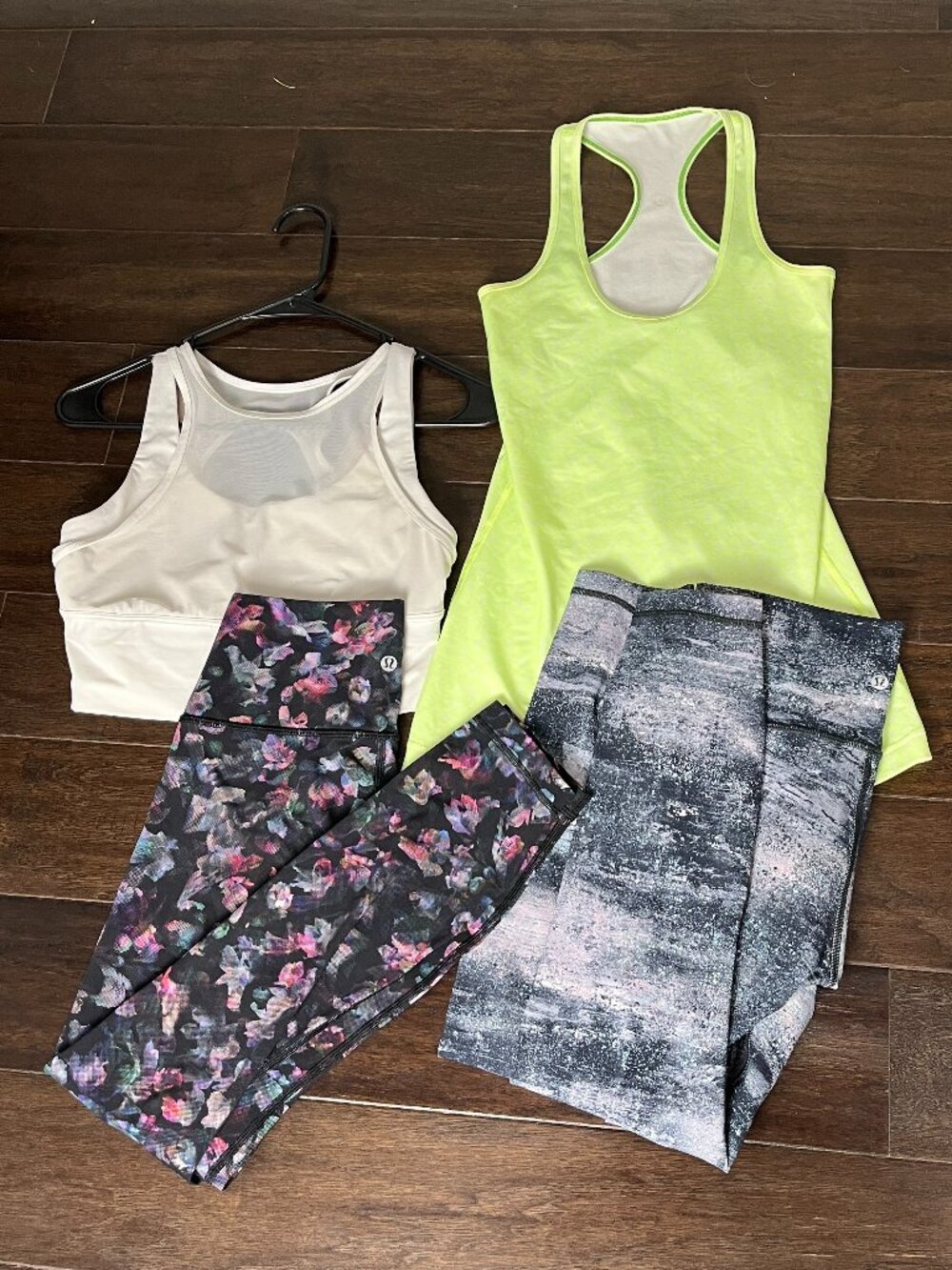Lululemon bundle Wunder Under, yellow tank, white sports bra, azurite women sz 6